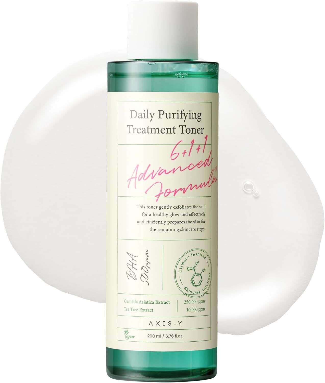Eine Flasche Toner. Aufschrift: Daily Purifying Treatment Toner, 6+1+1 Advanced Formula. Enthält BHA 500ppm.