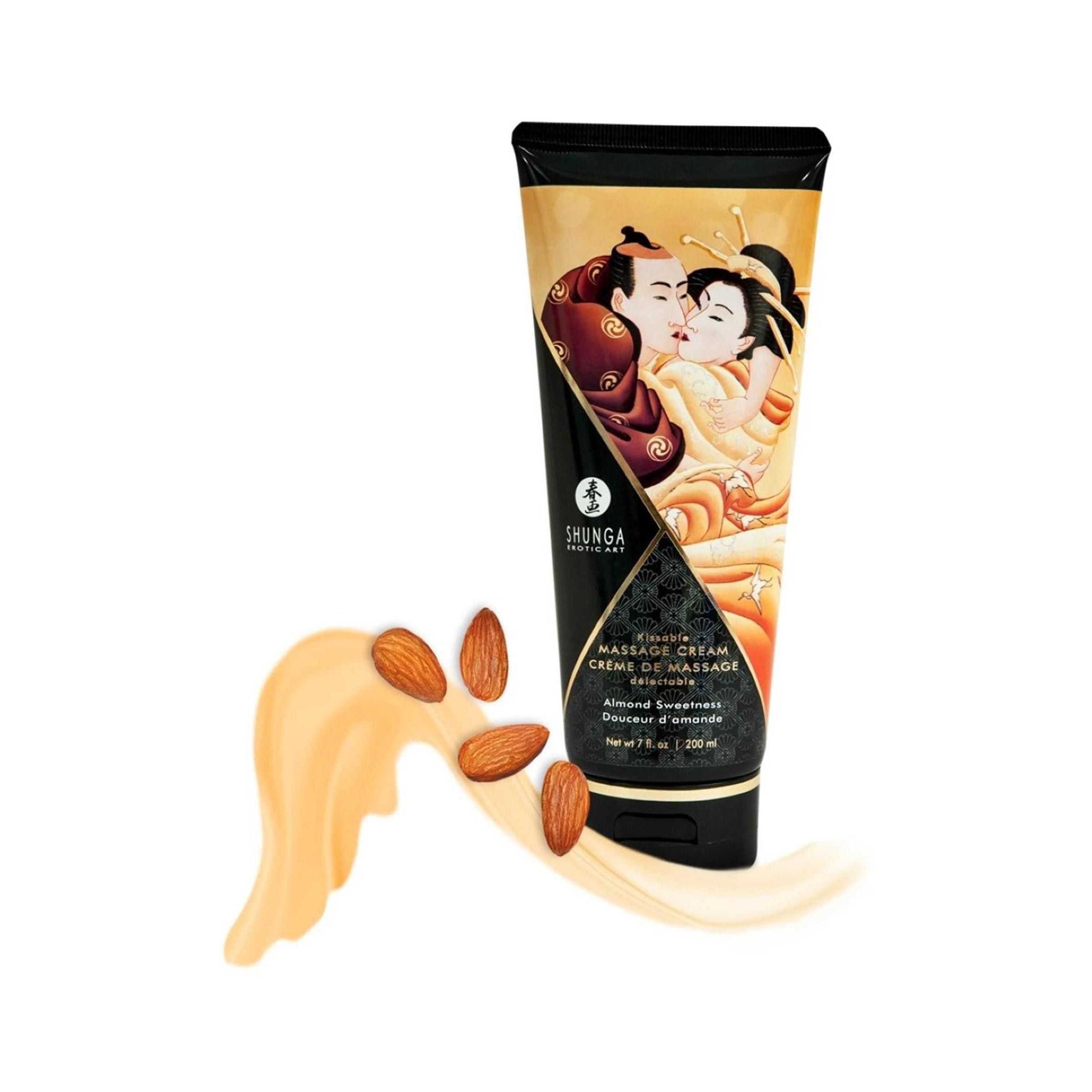Tube mit Massagecreme. Abbildung eines Paares. Mandeln und Creme daneben. Marke Shunga.