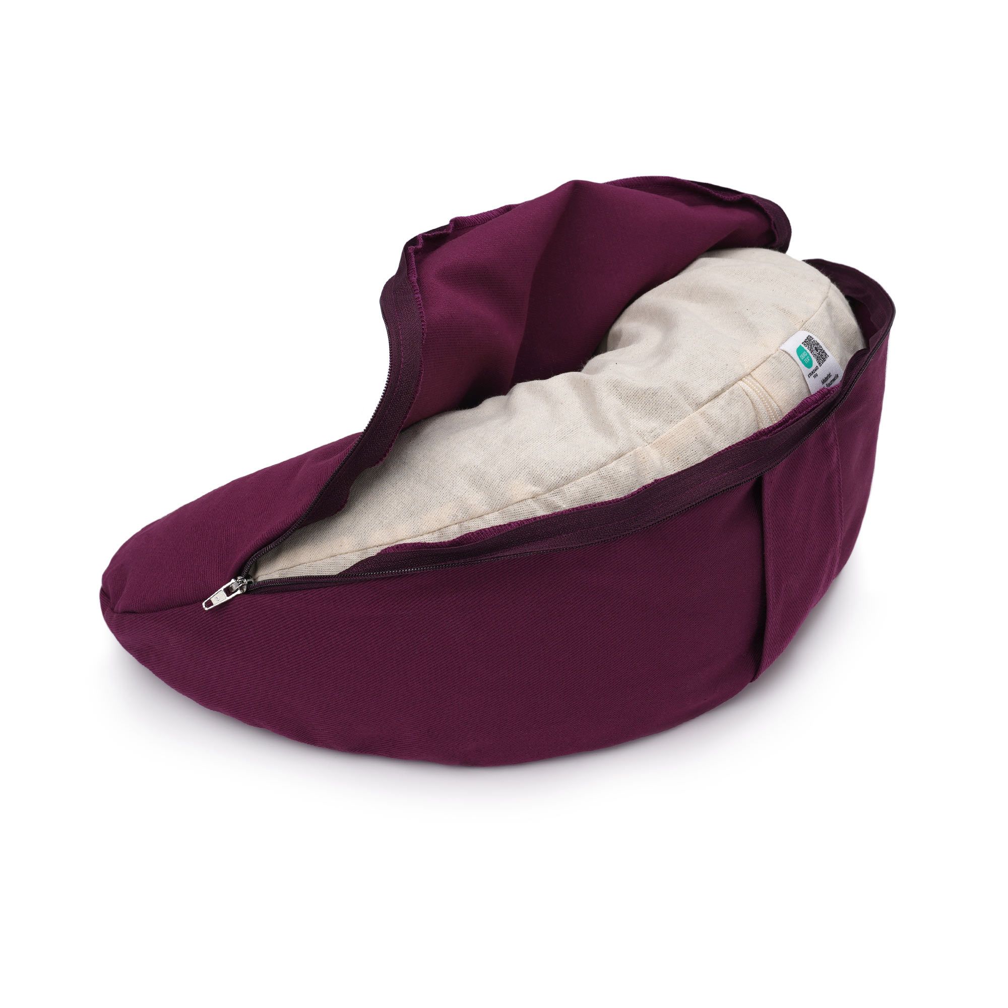 Auberginefarbener Bezug des Glückssitz® MOND D von Yogabox geöffnet, der cremefarbene Innenschlafsack ist sichtbar.