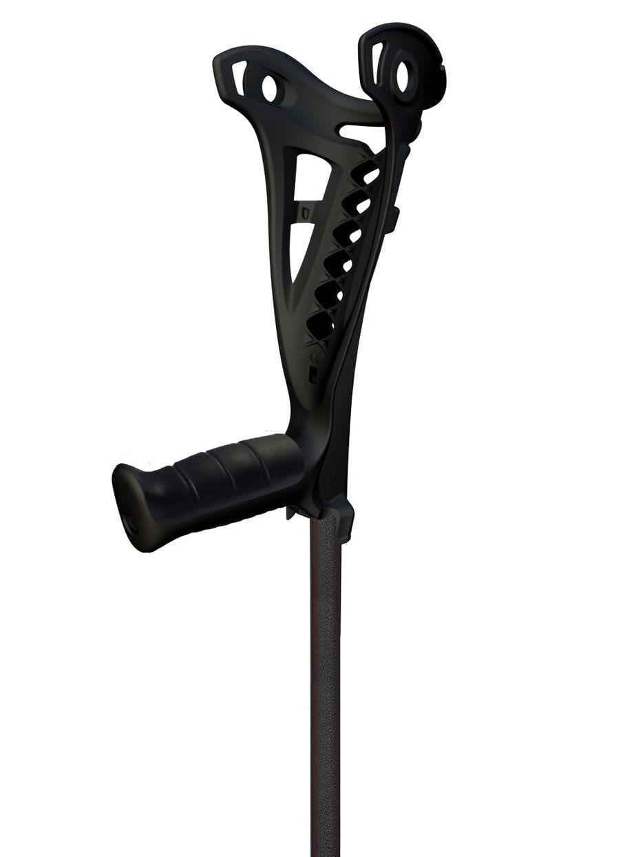 Schwarze Unterarmgehstütze. Ergonomischer Griff, gepolsterte Armauflage. Stabiler Schaft. Gefertigt aus Kunststoff und Metall.