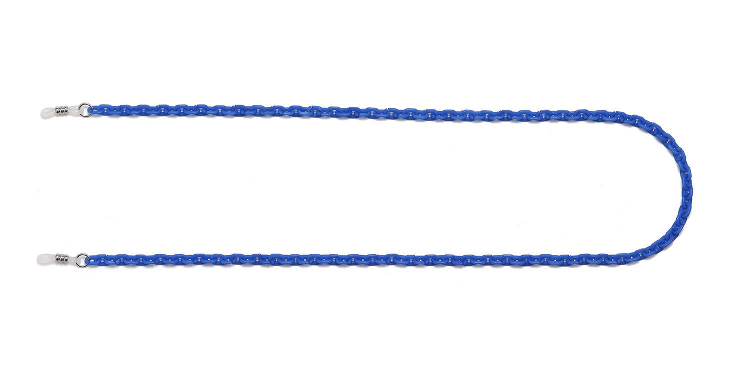 Blaue Brillenkette mit silbernen Enden. Gehäkeltes Design. Auf weißem Hintergrund.