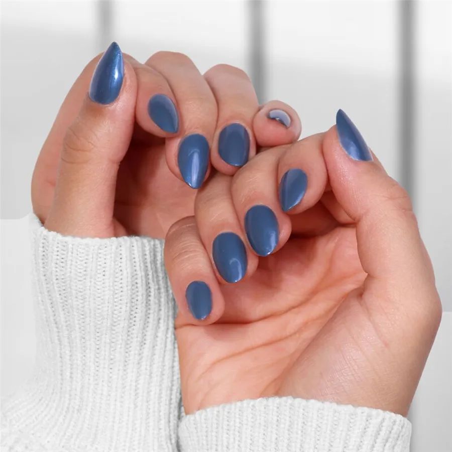 LONDONTOWN lakur Blue Diamond Nagellack