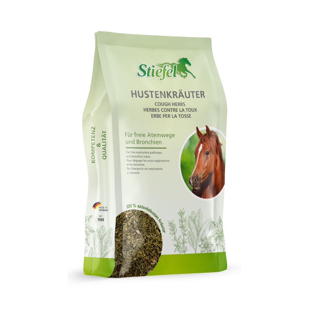 Beutel Stiefel Hustenkräuter. Aufschrift: Für freie Atemwege und Bronchien. Produktbeutel im Detail. Grün-weiße Verpackung.