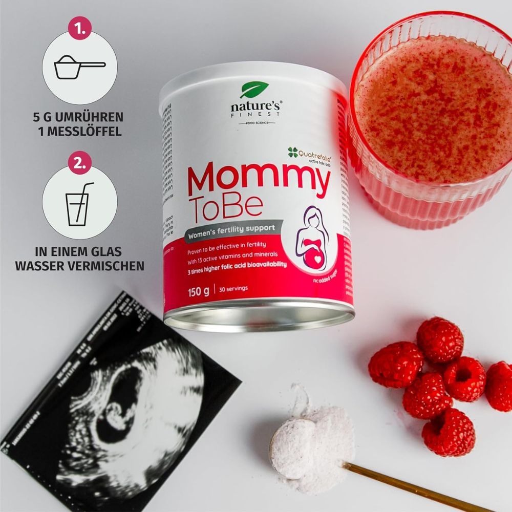 Zubereitung mit Himbeeren, Glas und Dose Nature's Finest Mommy ToBe. Ultraschallbild. Messlöffel. 5g umrühren.