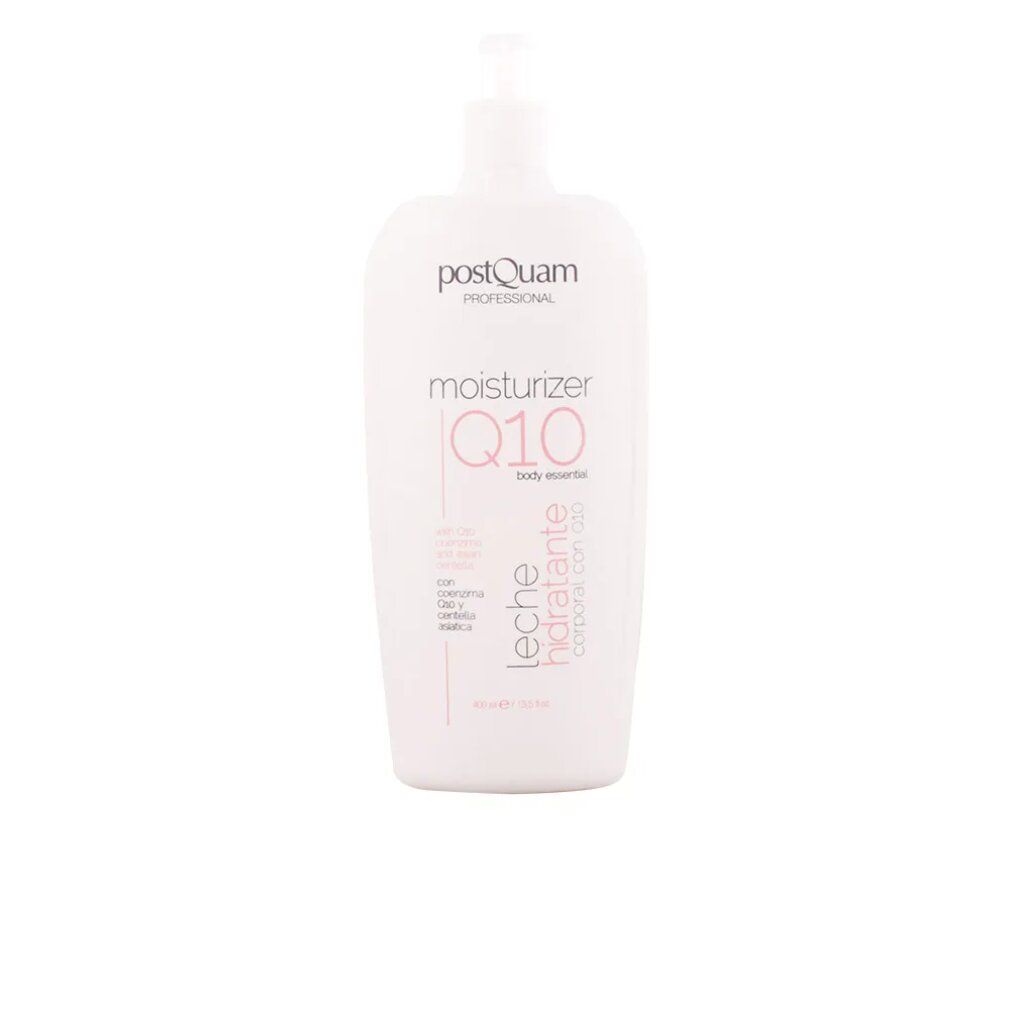 Weiße Flasche mit Pumpe. Aufschrift: POSTQUAM, moisturizer Q10, leche hidratante. Produkt für Körperpflege.