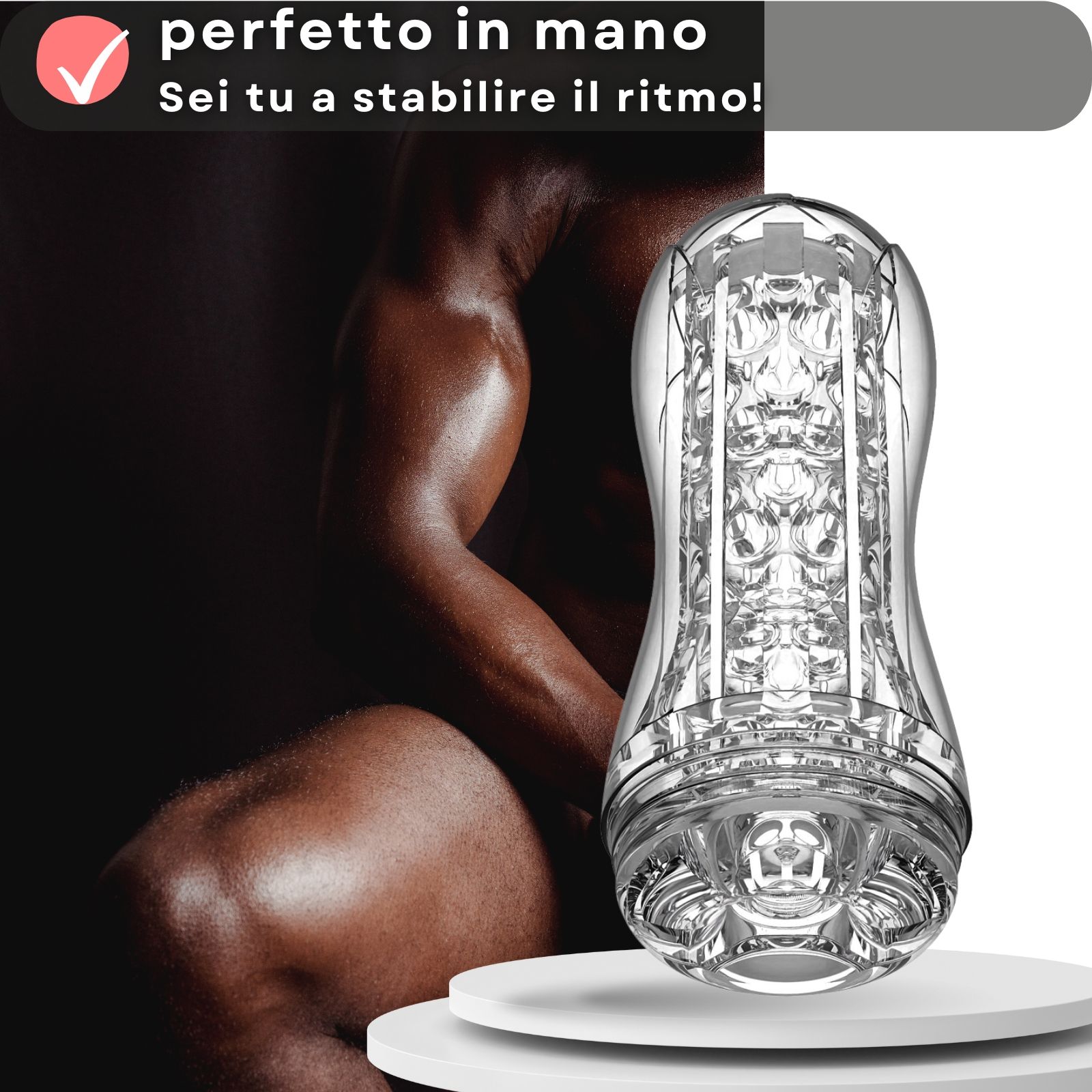 Masturbatore. Perfetto in mano. Uomo sullo sfondo. Prodotto su piedistallo.