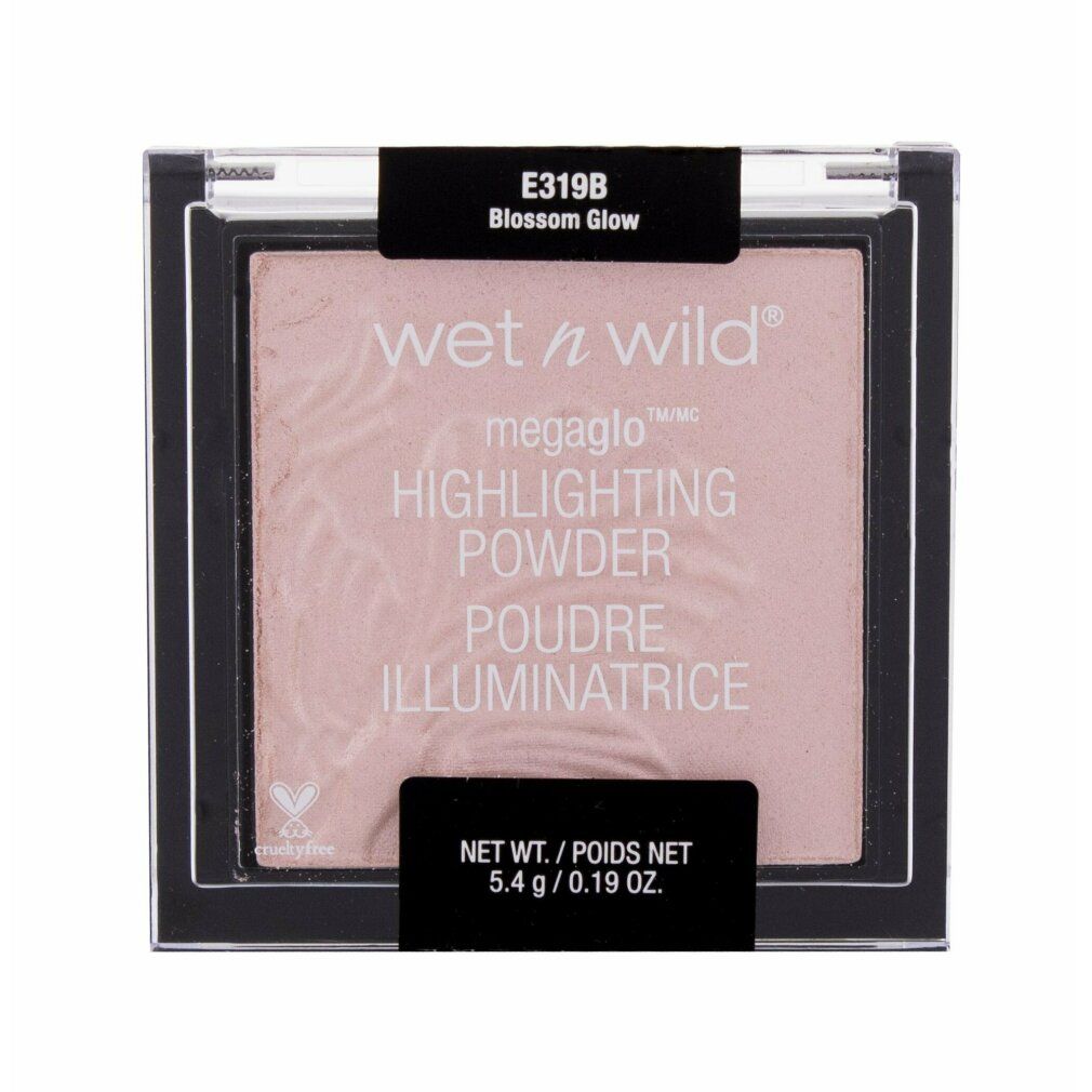 Highlighter-Puder in quadratischer Verpackung. Enthält Informationen wie Produktname, Gewicht und Farbton. Der Farbton ist Blossom Glow.