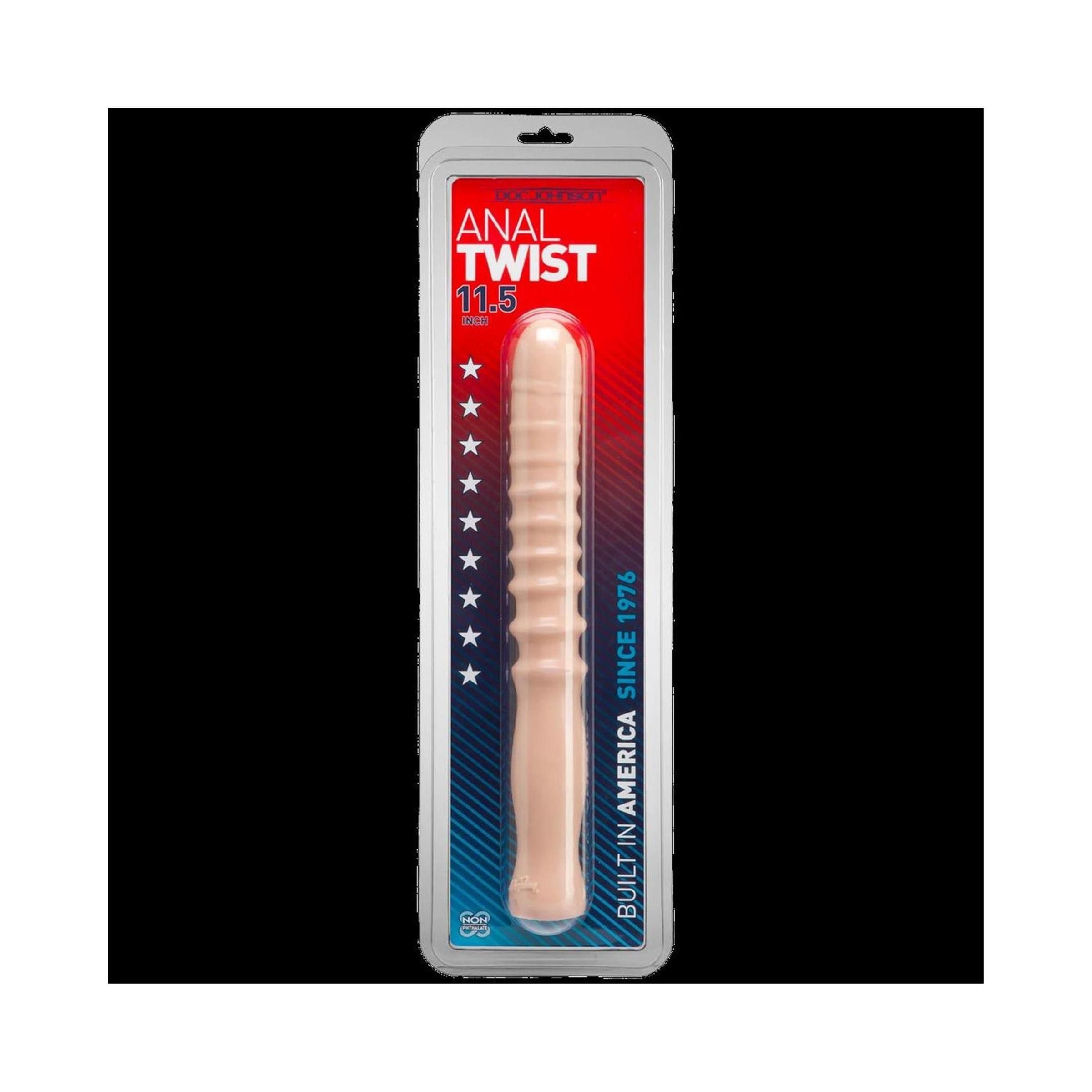 Anal Twist Dildo in Verpackung. Beige, geriffelte Oberfläche, 11,5 Zoll. Klare Verpackung mit Produktnamen und "Built in America".