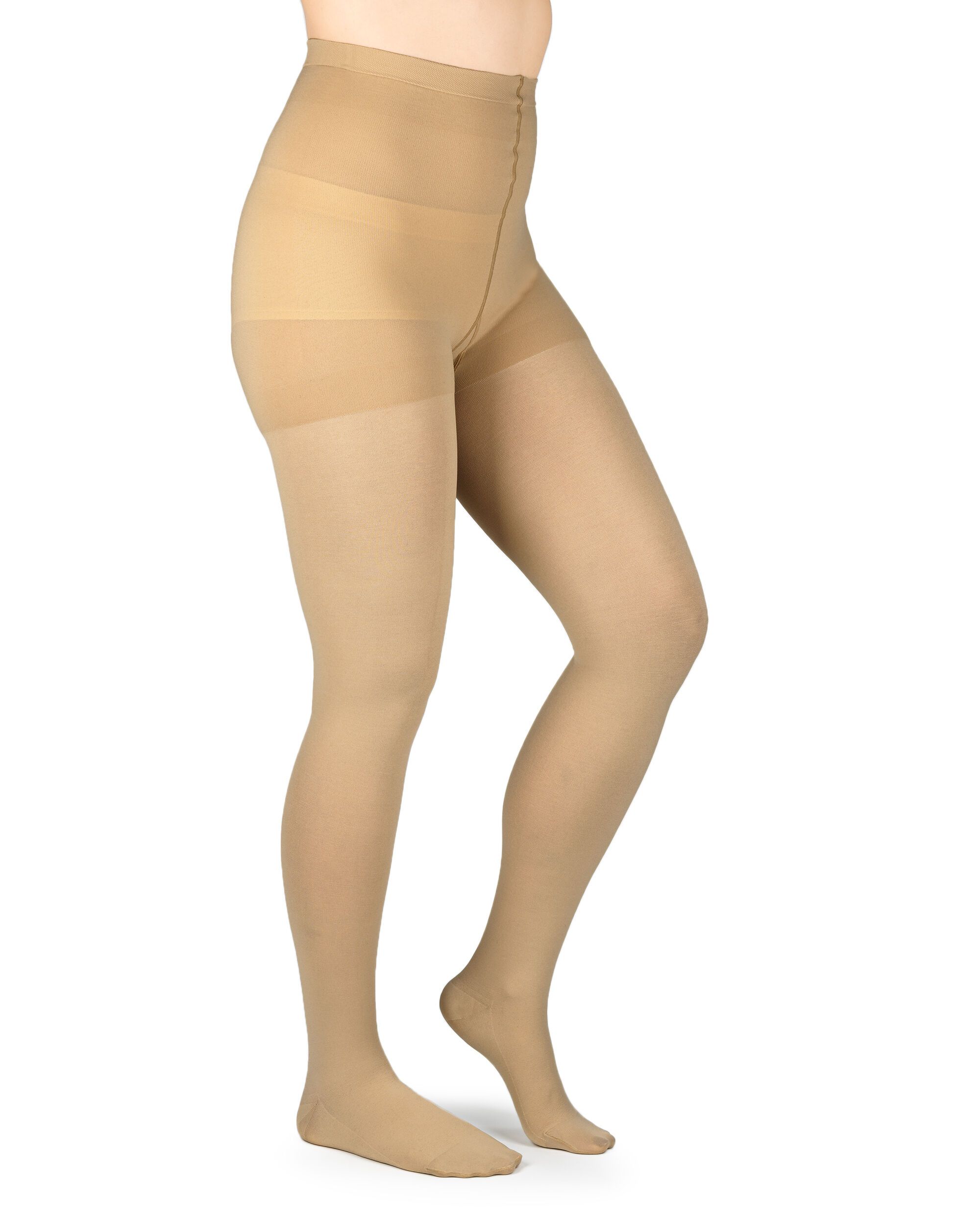 Beige Kompressionsstrumpfhose. Seitliche Ansicht einer Person, die Strumpfhose tragend. Nahtdetails sichtbar.