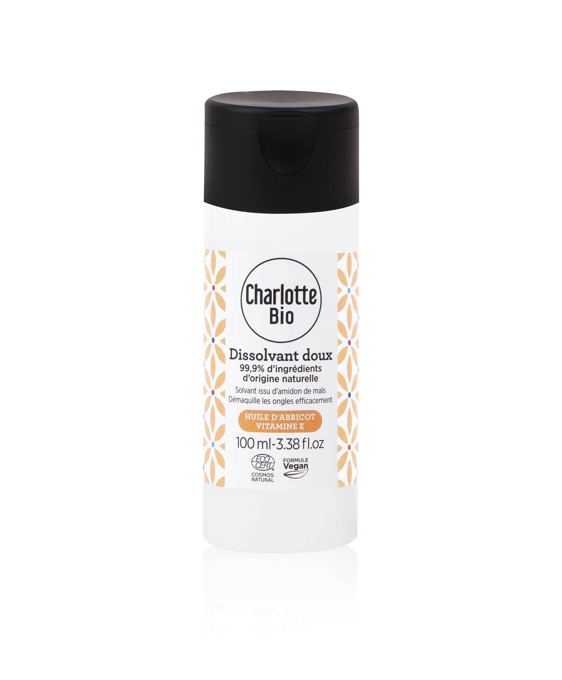 Weiße Flasche mit schwarzem Deckel. Aufschrift: Charlotte Bio, Dissolvant doux, 100 ml. Vegan-Siegel.