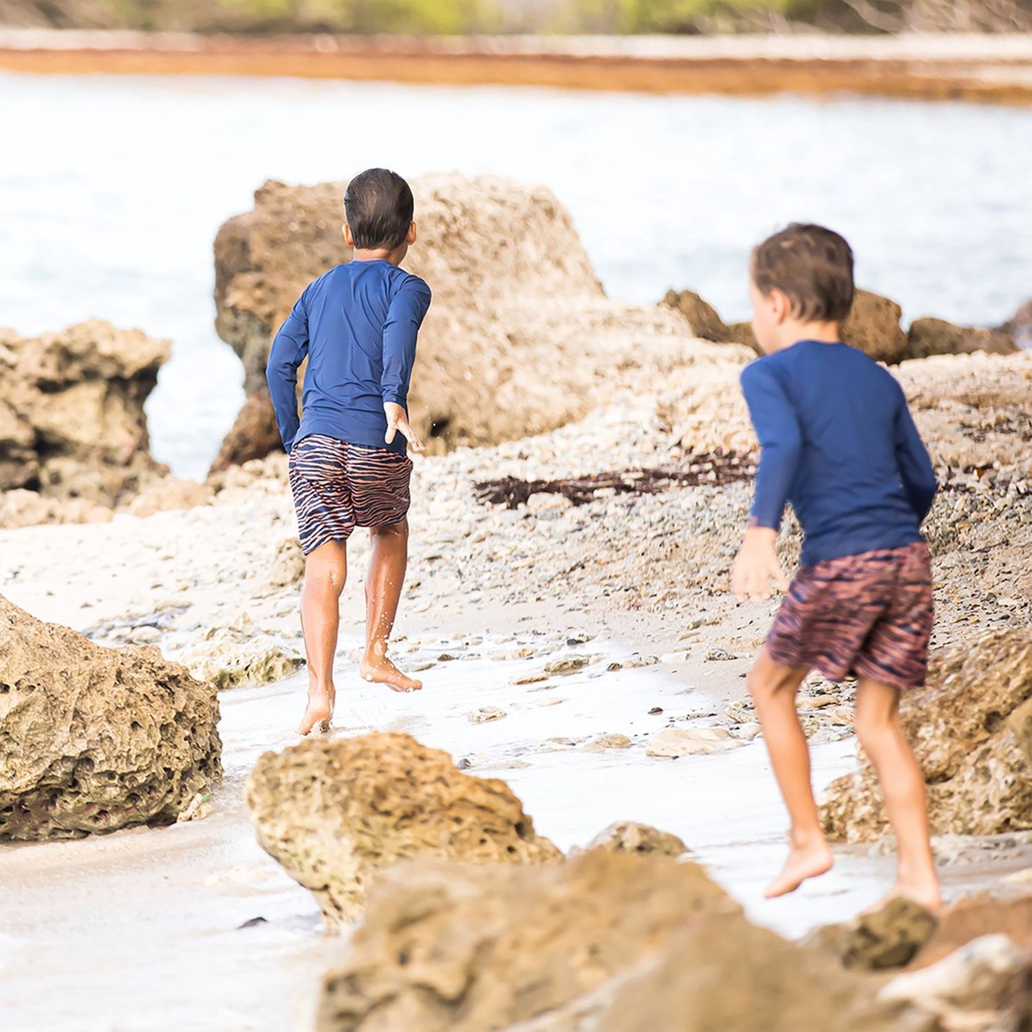 Swim Essentials UV LangarSchwimmshirt für Jungen dunkel /2