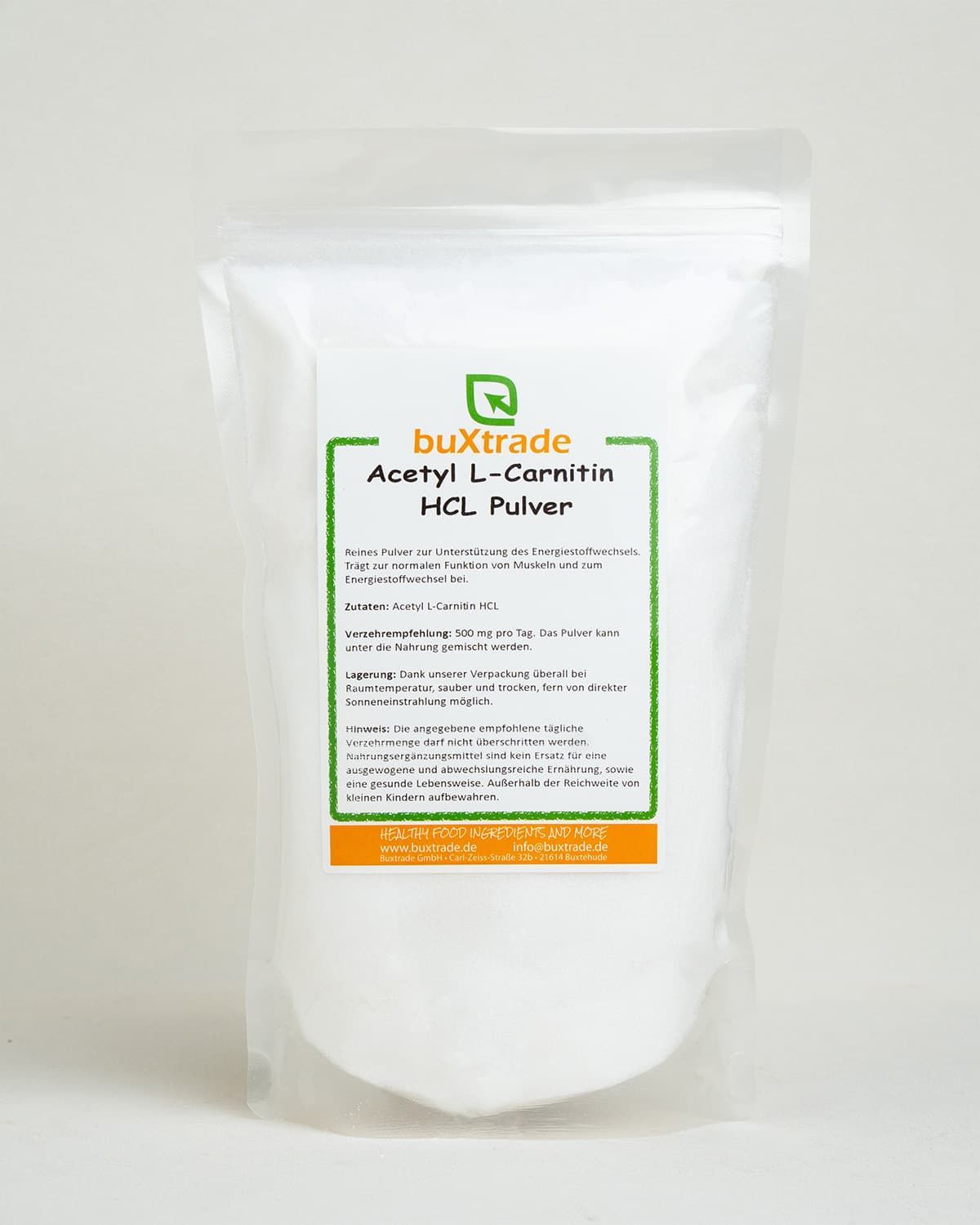 Buxtrade Acetyl L-Carnitin HCL Pulver in einem Standbodenbeutel mit Etikett.
