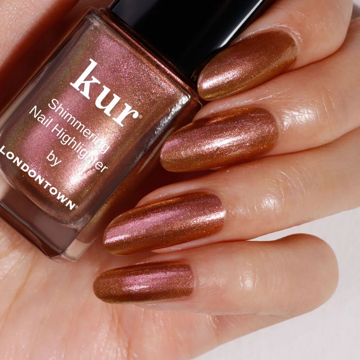 LONDONTOWN Kur Shimmering Nail Highlighter Molten aufhellender Nagellack