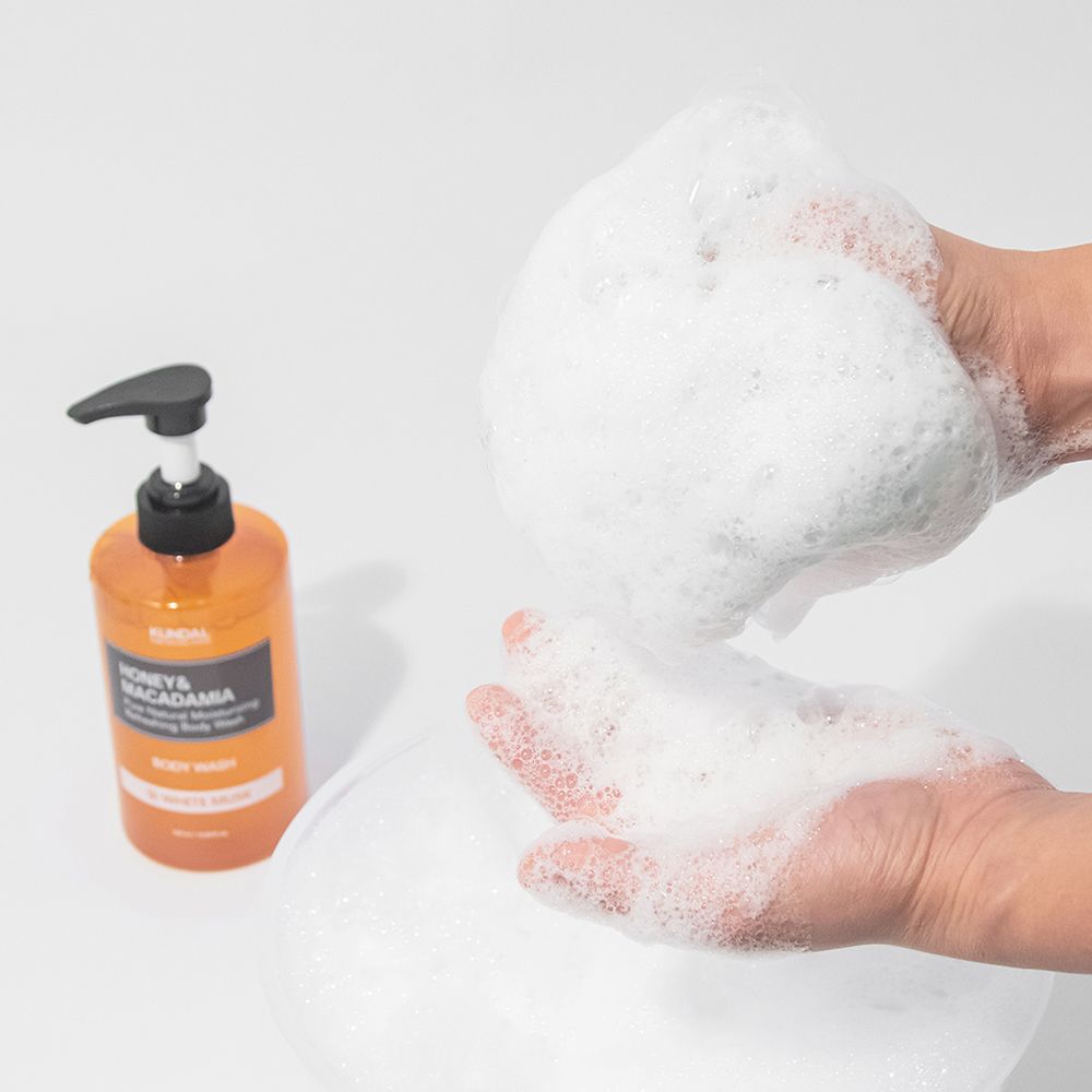 KUNDAL Honey & Macadamia Duschgel Kirschblüte