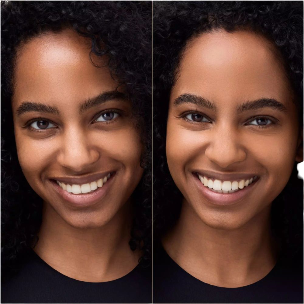 Zwei Gesichter einer Frau. Links: Haut ungeschminkt. Rechts: Haut geschminkt. Beide lächeln.