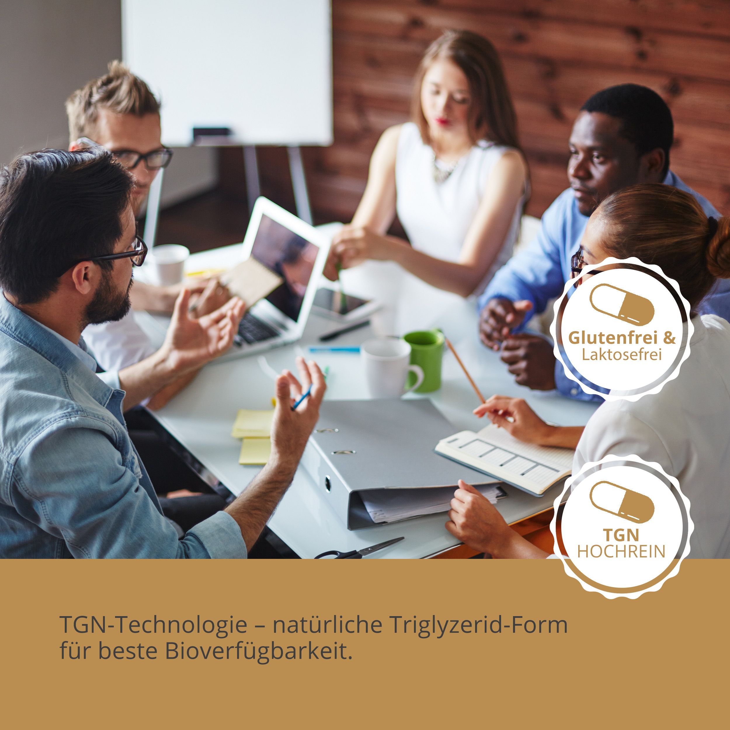 Gruppe von Personen am Tisch. Aufkleber mit „Glutenfrei & Laktosefrei“ und „TGN HOCHREIN“. Text: TGN-Technologie.