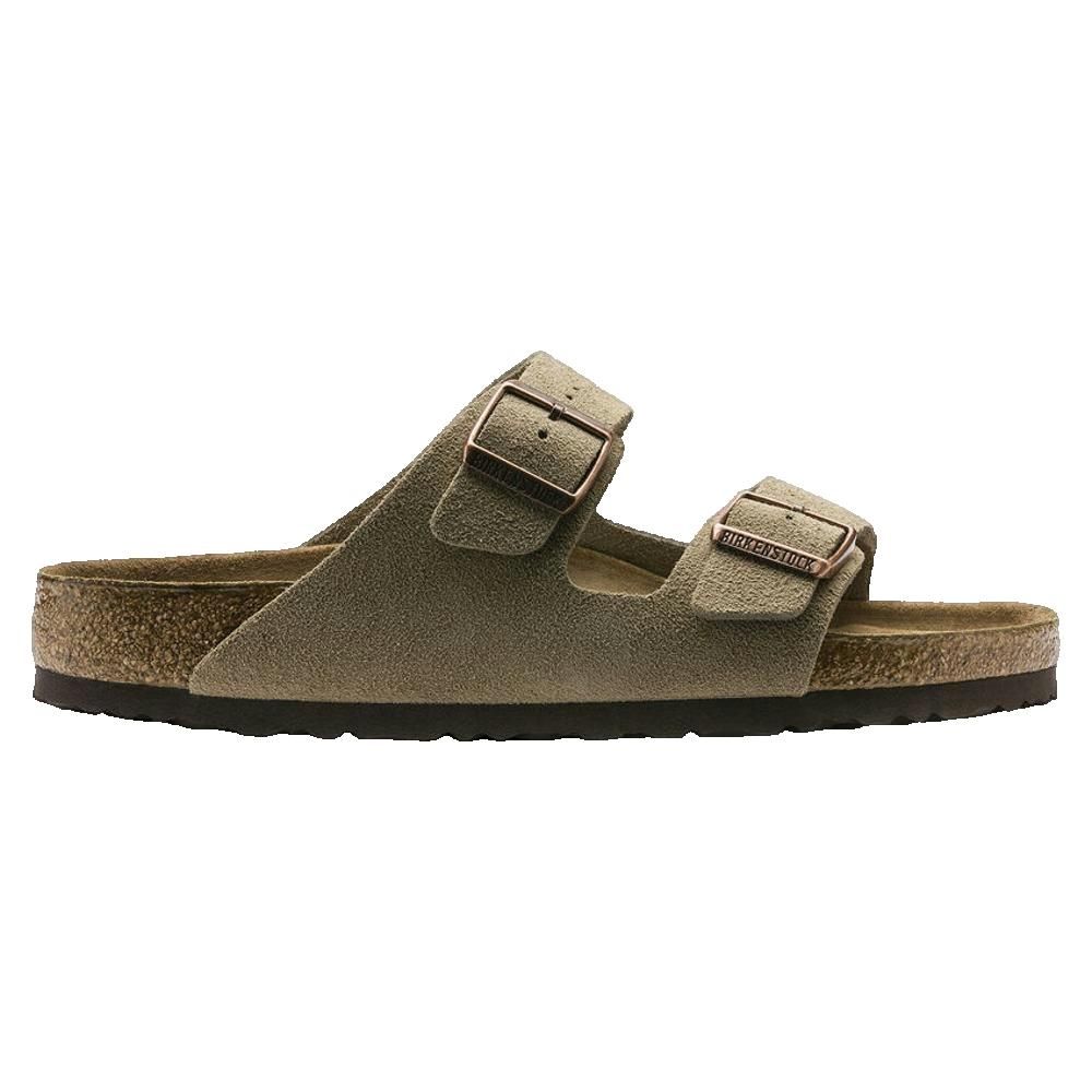 Sandalo con due cinturini e fibbie. Plantare in sughero. Camoscio beige. Suola marrone.