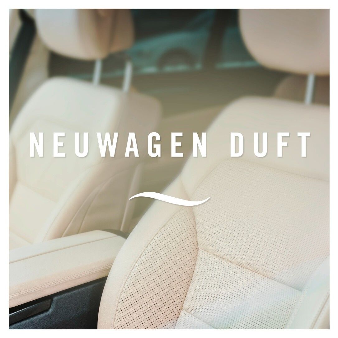 Innenraum eines Autos mit beigen Ledersitzen. Text: "NEUWAGEN DUFT".