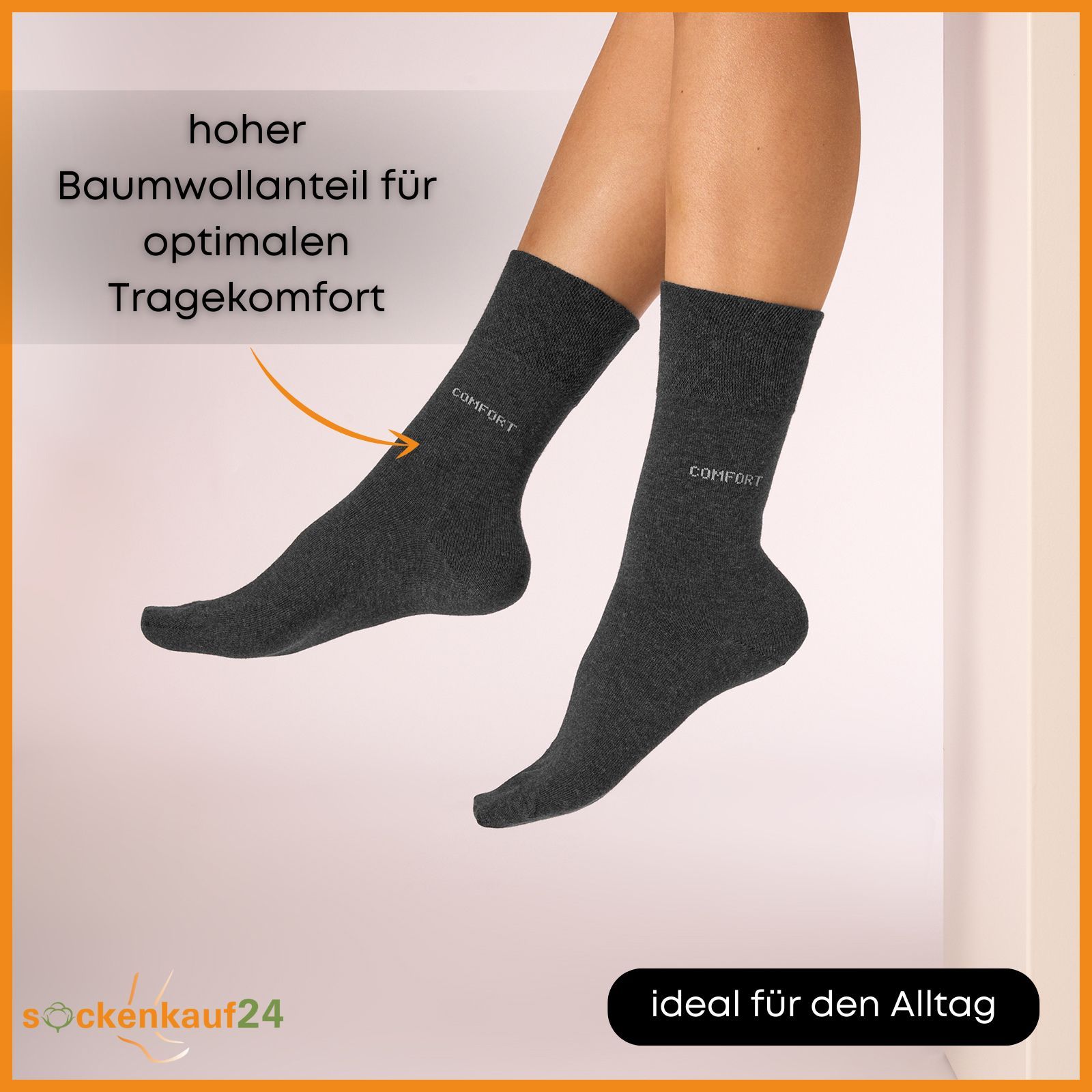 Graue Socken am Bein. Text: hoher Baumwollanteil für optimalen Tragekomfort. Aufschrift "COMFORT".