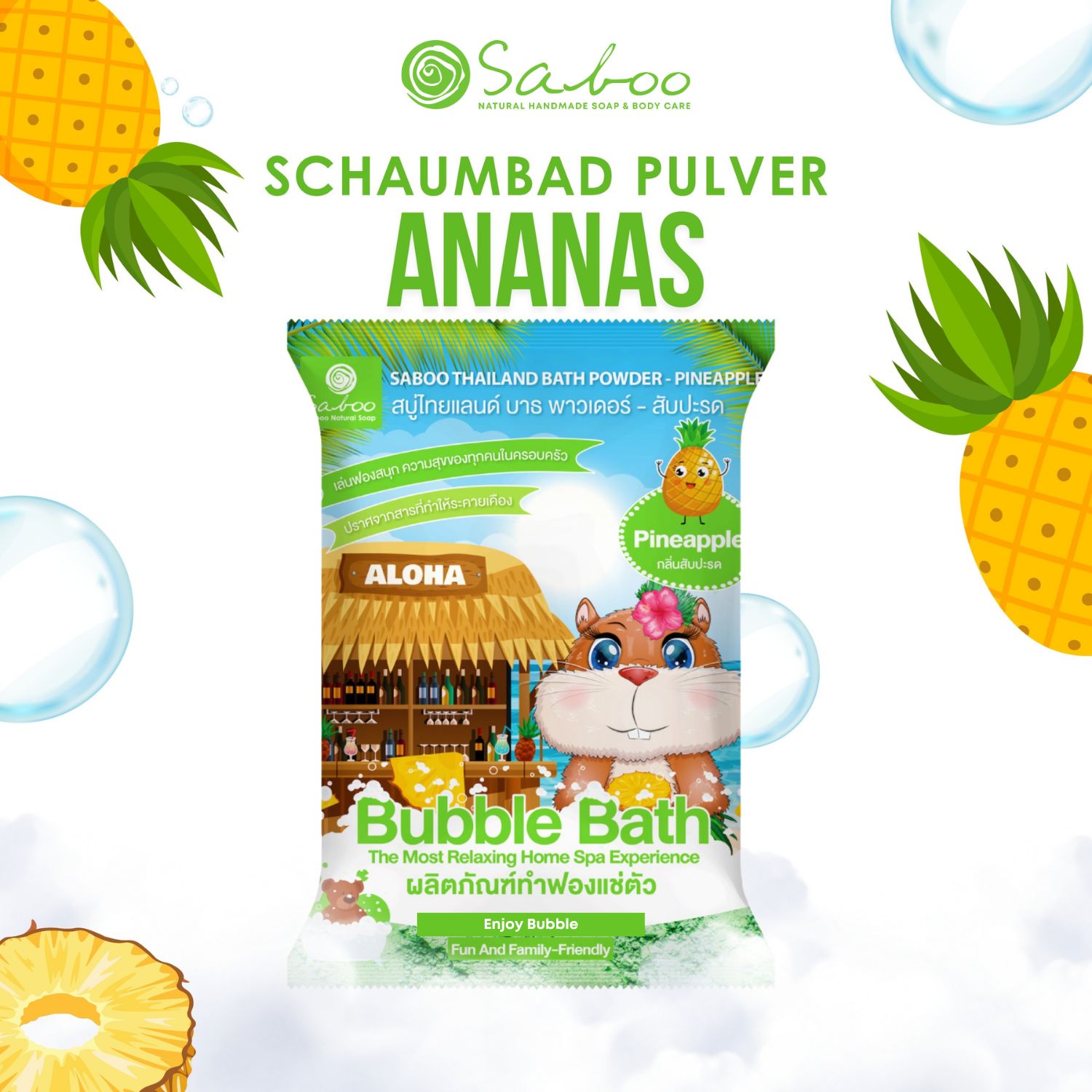 SABOO Schaum Bad Pulver - Ananas. Verpackung mit Ananas-Motiv. Produktname und Marke deutlich sichtbar. Hintergrund mit Ananas.