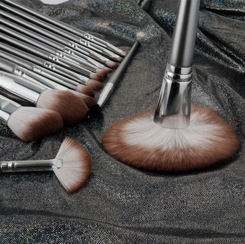 Complete Makeup Brush Set