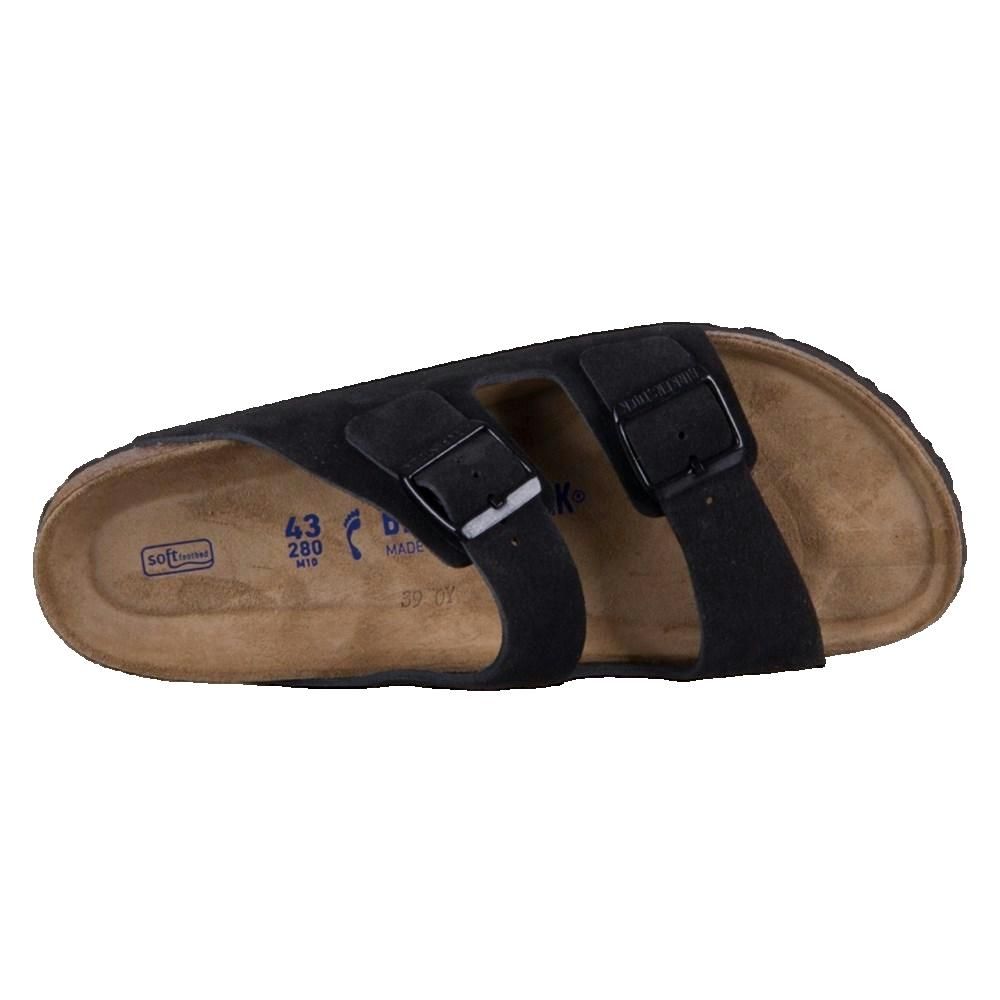 Vista dall'alto del sandalo Birkenstock Arizona Sfb nero. Due fibbie, plantare in sughero, taglia.