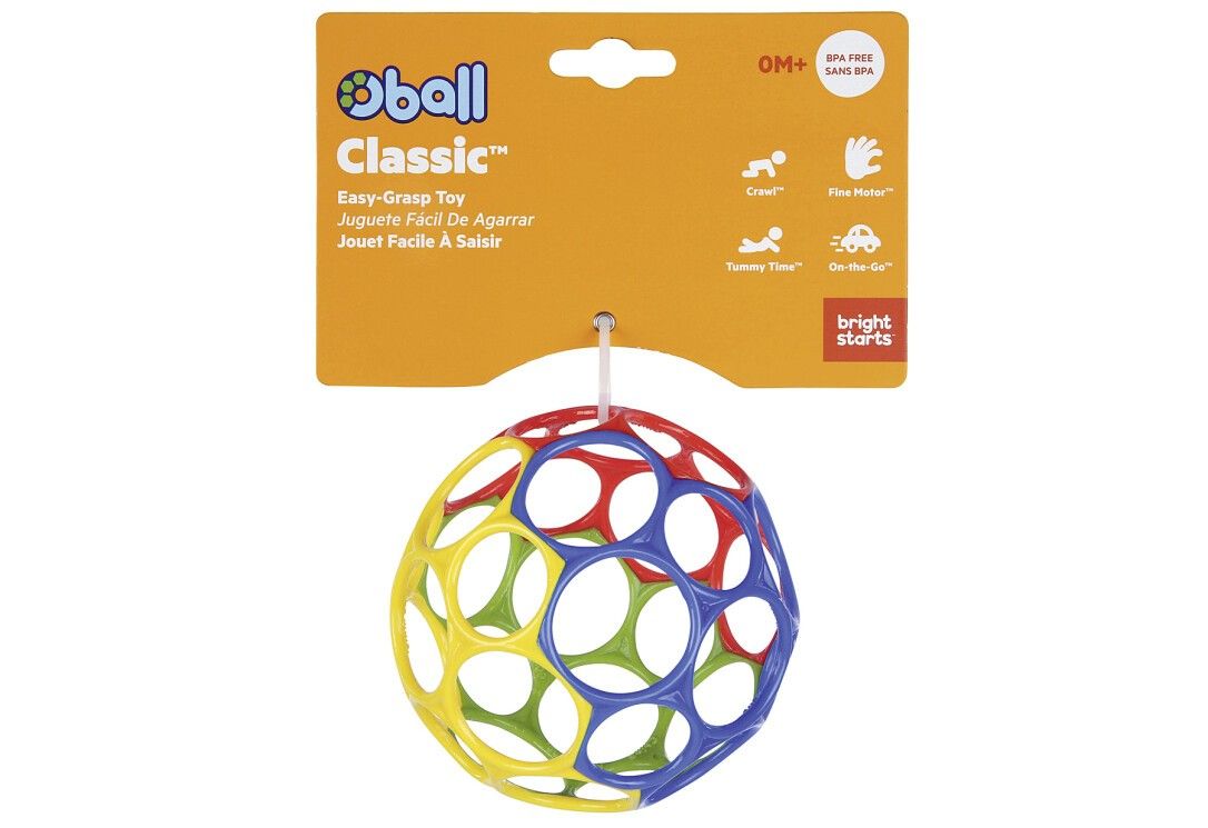 Oball Classic, mehrfarbiger Ball mit Löchern, an Verpackung befestigt. BPA-frei. Marke: bright starts.