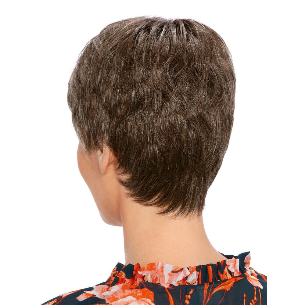 Kurzhaarperücke in Braun-Grau. Rückansicht einer Frau mit Perücke. Sie trägt ein Oberteil mit Blumenmuster.