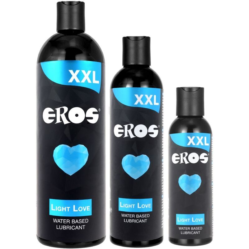 Drei schwarze Flaschen EROS Light Love Gleitmittel auf Wasserbasis in verschiedenen Größen, mit blauem Herz-Logo und XXL-Aufschrift.