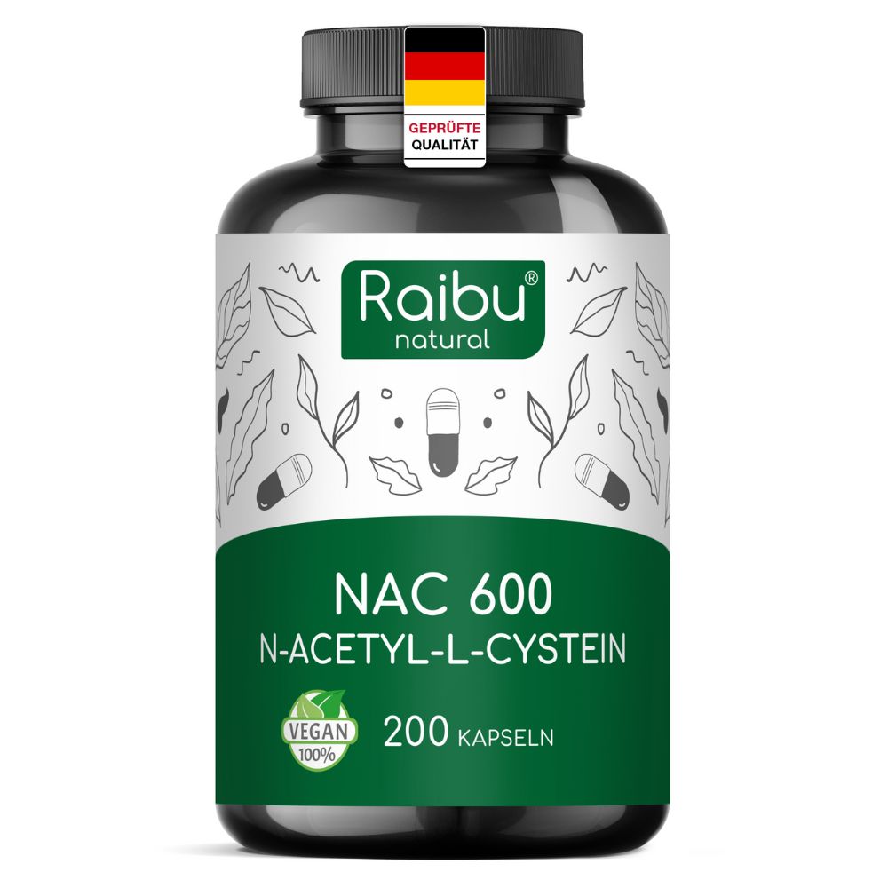 Schwarze Flasche mit weißen Etikett. "Raibu natural" und "NAC 600" Schriftzug. 200 Kapseln. Vegan.