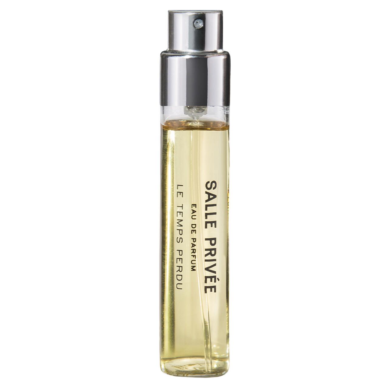 Glasflakon mit silbernem Sprühkopf. Aufschrift: SALLE PRIVEE, LE TEMPS PERDU, EAU DE PARFUM.