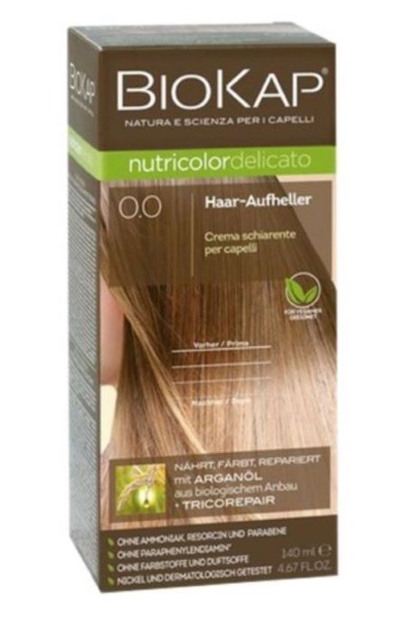 Haaraufheller-Verpackung von Biokap. Braune Schachtel mit Produktnamen und Inhaltsangaben. Enthält Arganöl und Tricorepair.