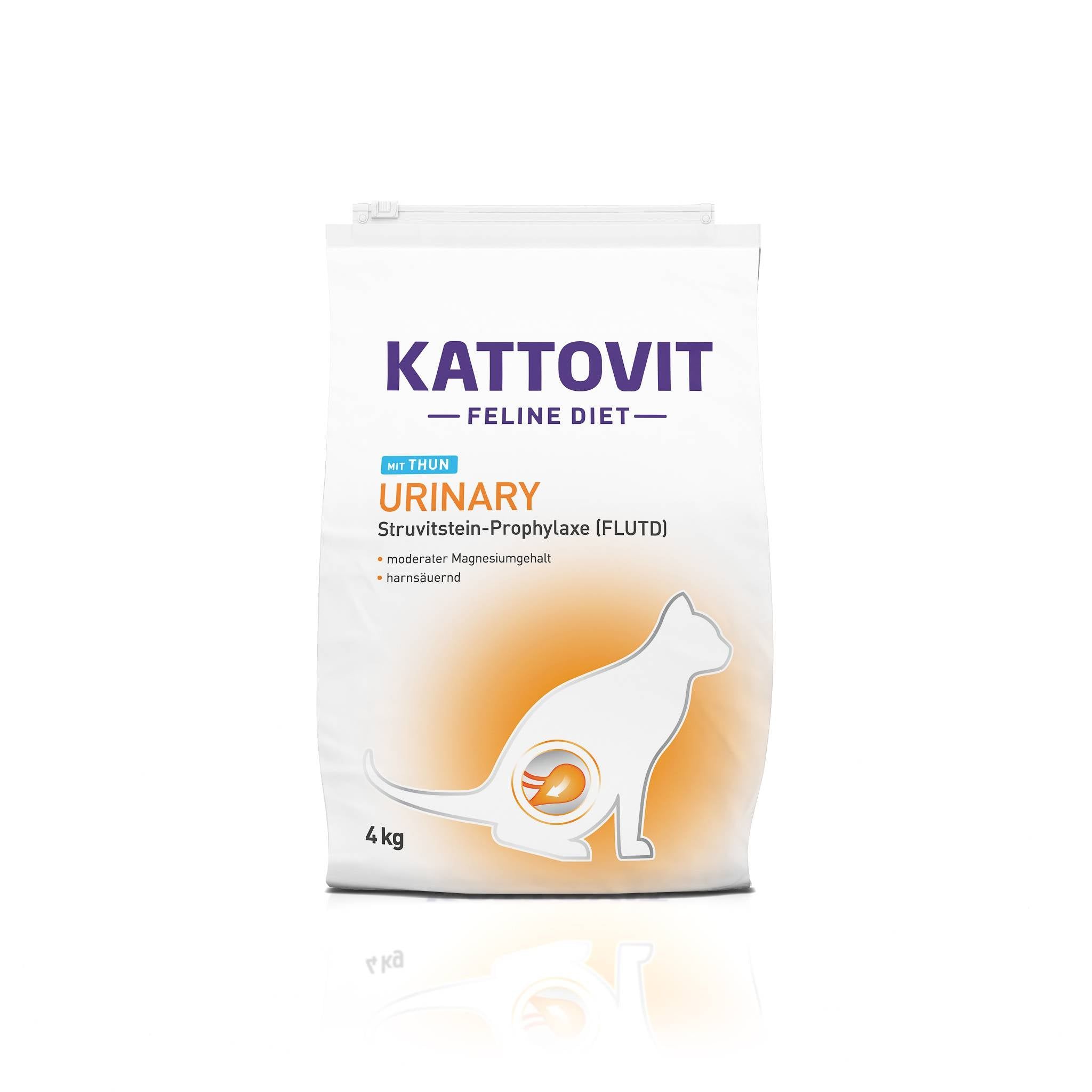 Weißer Beutel KATTOVIT Urinary Trockenfutter. Aufschrift: Feline Diet, Urinary, Struvitstein-Prophylaxe. Illustration einer Katze.