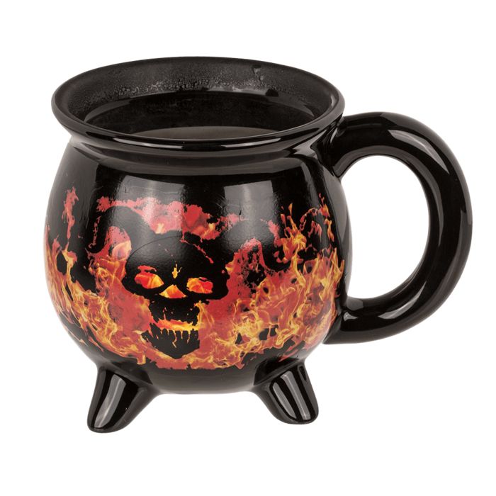 Tazza in ceramica nera con manico e tre piedi. Design teschio-fiamme. OOTB.