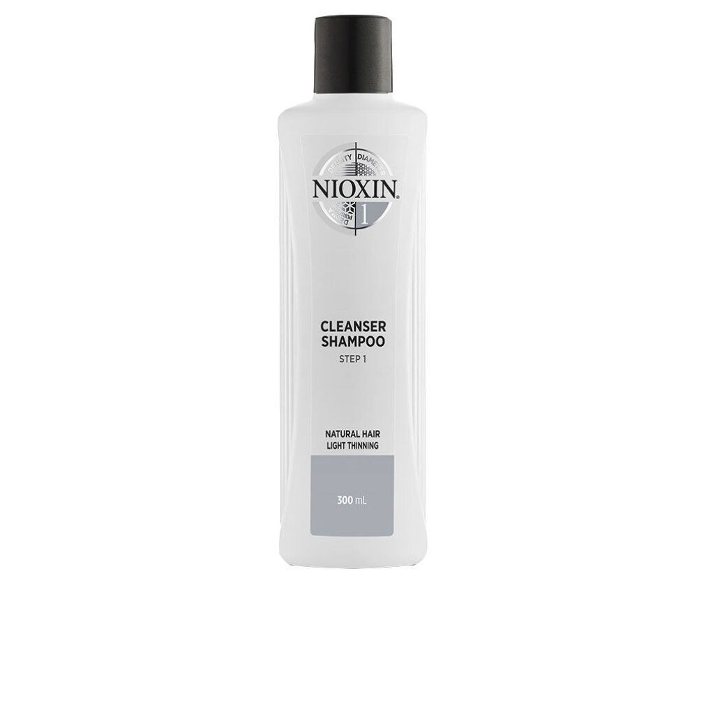 Weißes Shampoo-Fläschchen mit schwarzem Deckel. Aufschrift: Nioxin, Cleanser Shampoo, Step 1. Für feines Haar. Volumen.