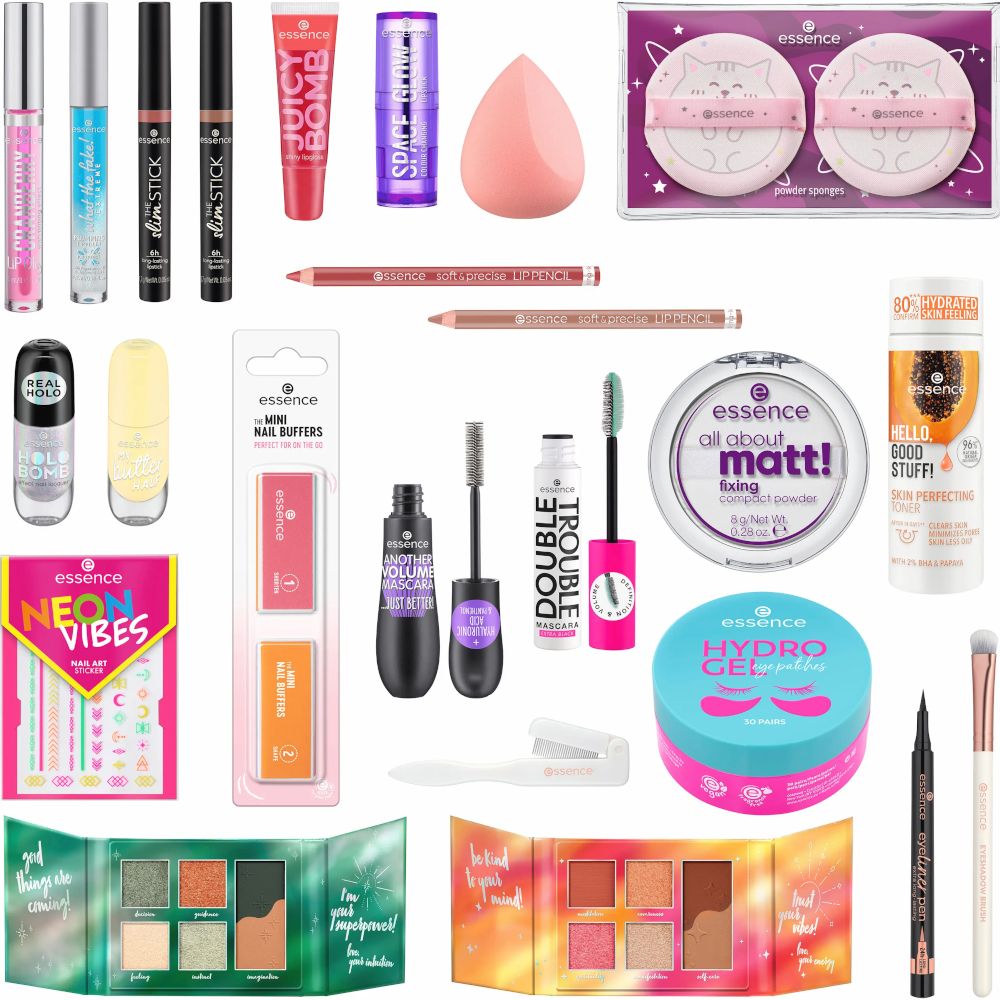 Verschiedene Essence Beauty-Produkte, darunter Lippenstifte, Mascara, Lidschatten, Nagelfeilen und Pinsel.