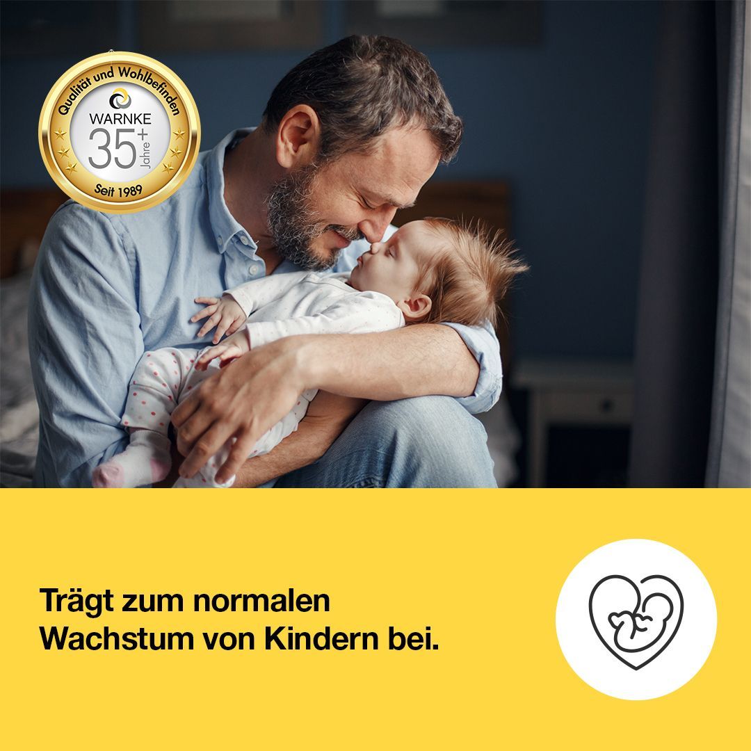 Vater hält Baby im Arm. Gelber Kreis mit Text: Trägt zum normalen Wachstum von Kindern bei. Symbol: Embryo im Herzen.