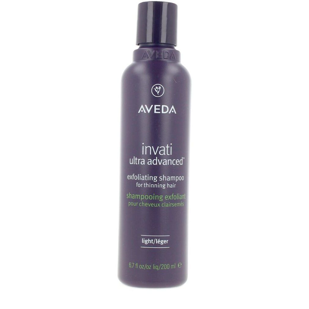Dunkelviolette Flasche mit schwarzem Deckel. Aufschrift: Aveda, invati ultra advanced, Exfoliating Shampoo. Light/léger.