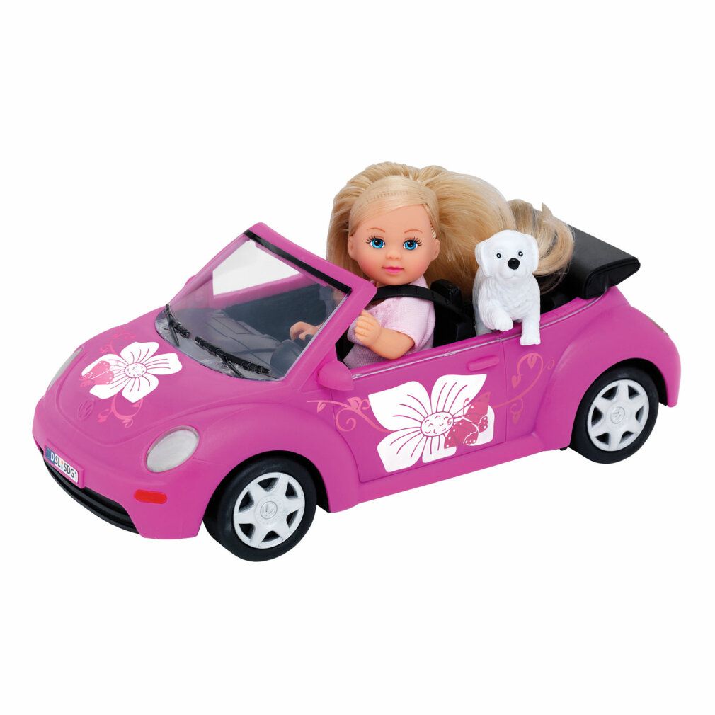 Rosa Spielzeugauto mit Puppe und Hund. Blumenmuster auf der Seite. Weiße Räder. Puppe mit blonden Haaren.