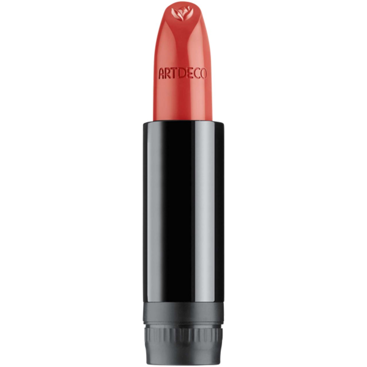 Lippenstift-Refill, rot, mit schwarzer Hülse. Marke Artdeco sichtbar. Oberteil mit Logo. Vertikale Ansicht.