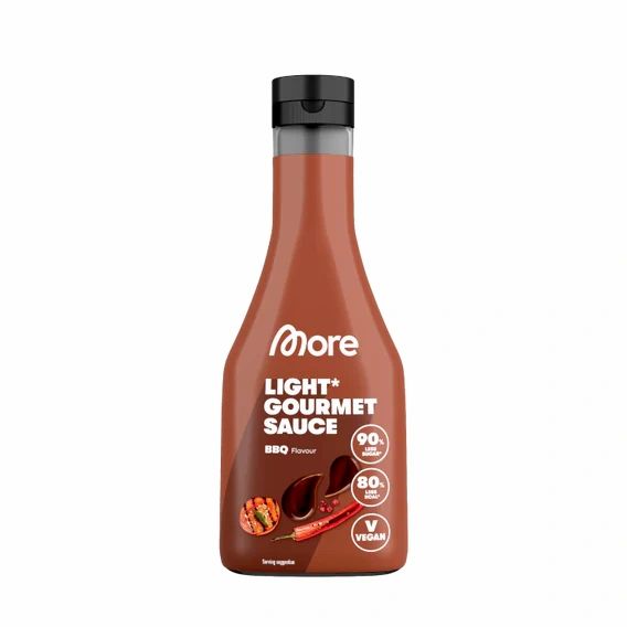 Braune Flasche mit schwarzem Deckel. Aufschrift: More Light Gourmet Sauce, BBQ Flavour. Enthält 90% weniger Fett. Vegan-Siegel.