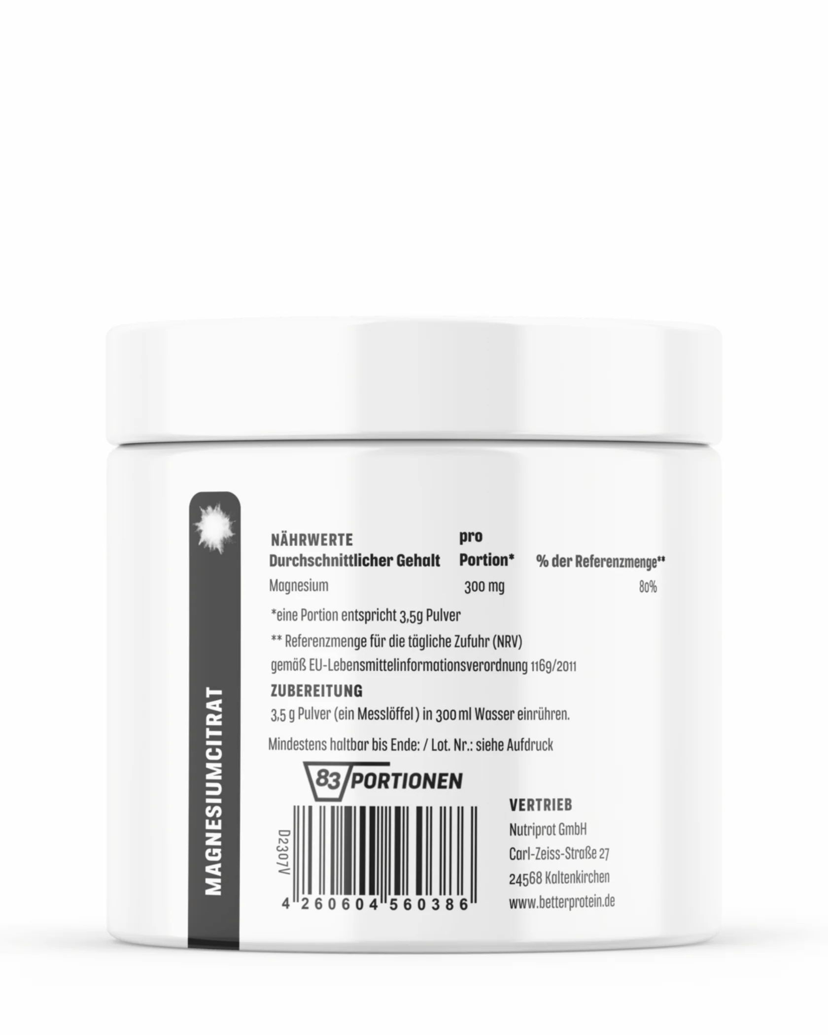 Rückseite eines weißen Behälters. Text: Nährwerte, Zubereitung, 83 Portionen, Vertrieb. Enthält Magnesium.