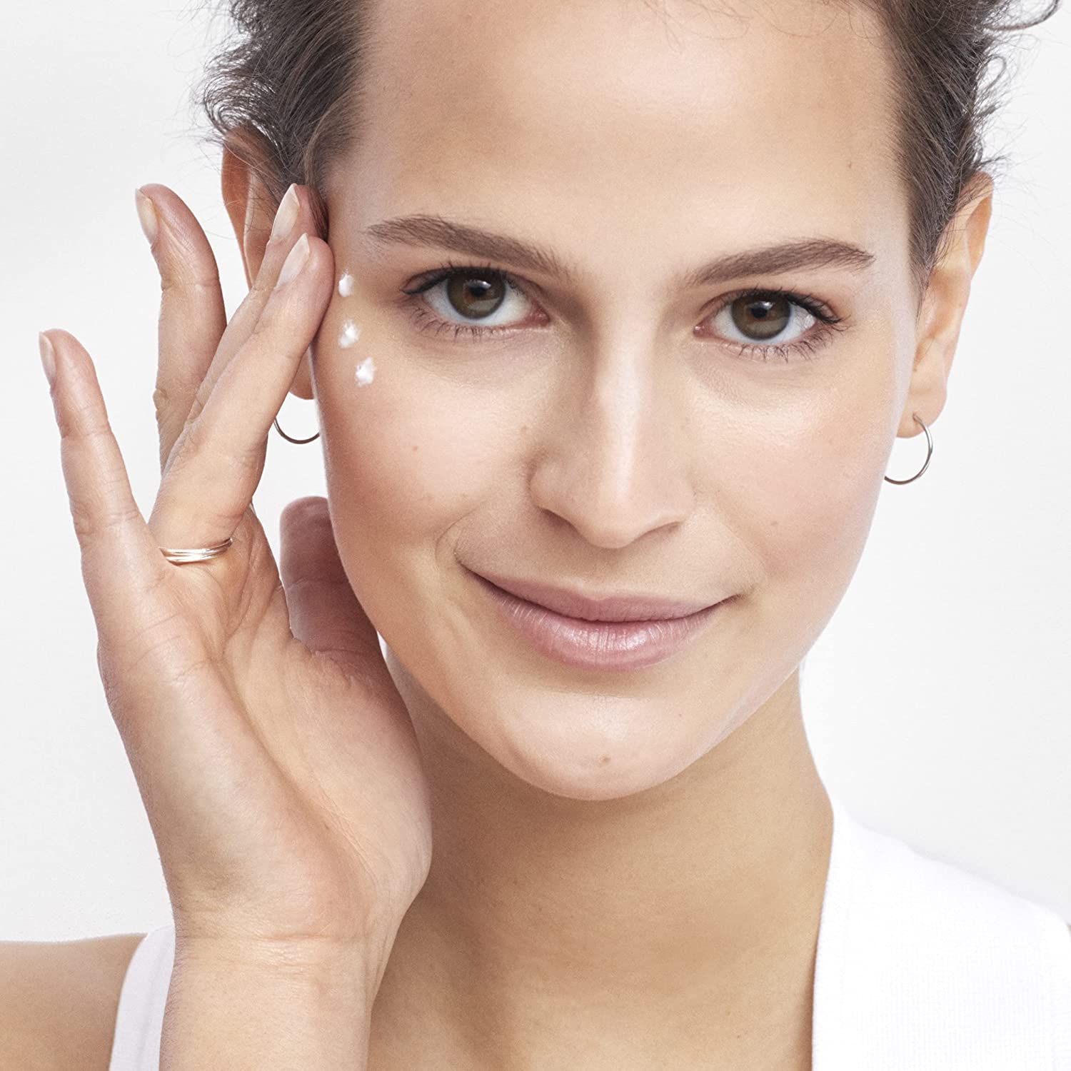 Olay Eyes Retinol24 Nacht-Augencreme, Augenpflege für Glatte und Strahlende Haut, Parfümfrei