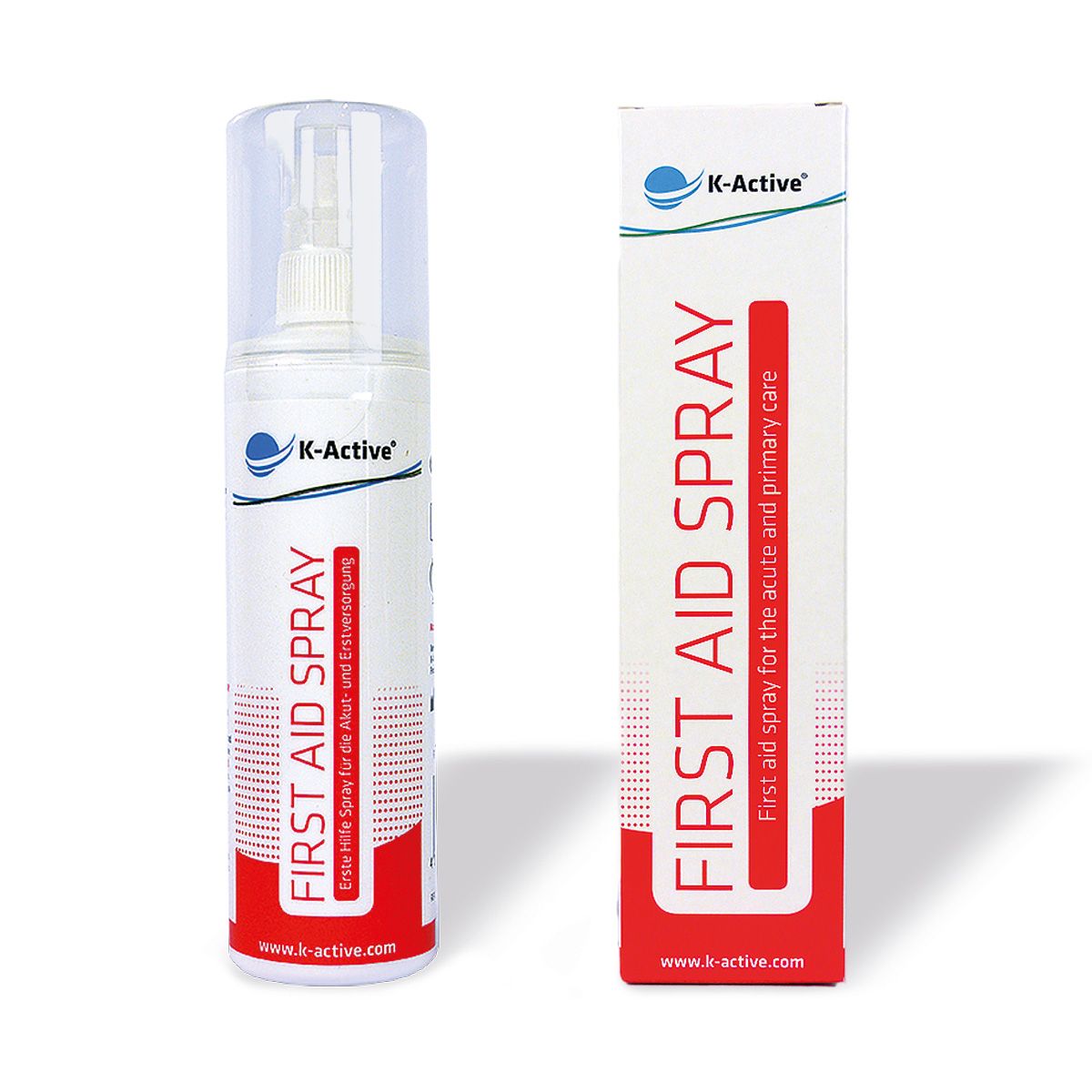 K-Active First Aid Spray und Verpackung. Weiße Sprühflasche und Verpackung. Roter Streifen mit Schriftzug FIRST AID SPRAY. Logo K-Active.