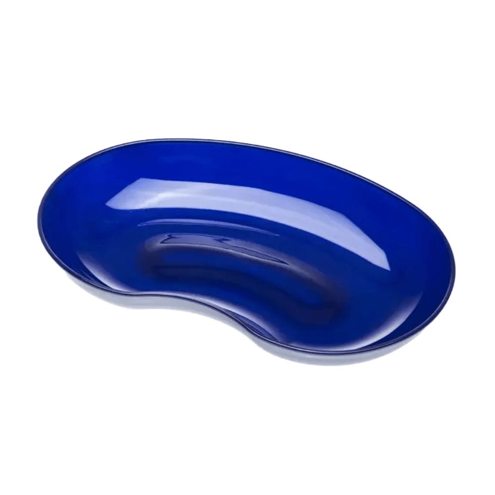 Blaues, nierenförmiges Becken aus Kunststoff. Glatte, glänzende Oberfläche. Medizinprodukt.