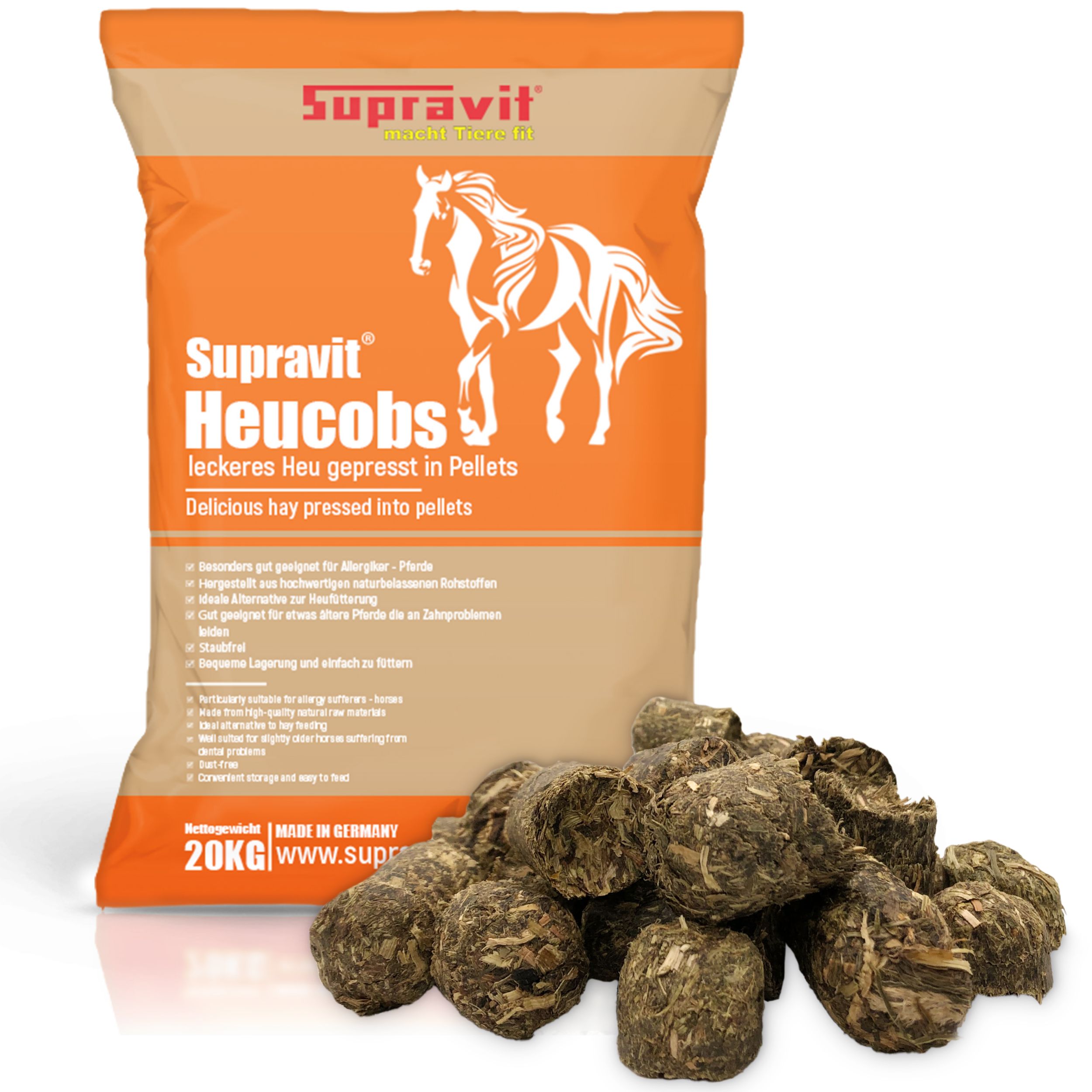Haufen gepresster Heucobs-Pellets. Daneben: Verpackung mit Supravit Heucobs. Text: leckeres Heu gepresst in Pellets.