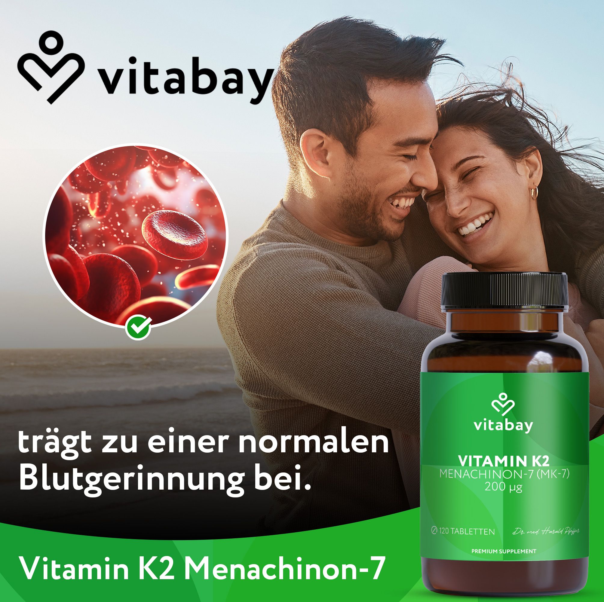 Vitabay Vitamin K2: Paar am Strand, rote Blutkörperchen, für normale Blutgerinnung.