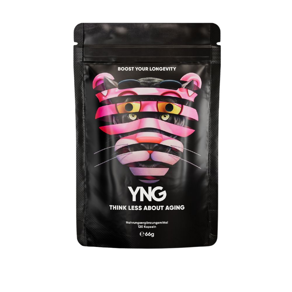 Schwarze Verpackung mit Panther-Design. Aufschrift: YNG, THINK LESS ABOUT AGING. Enthält 120 Kapseln.
