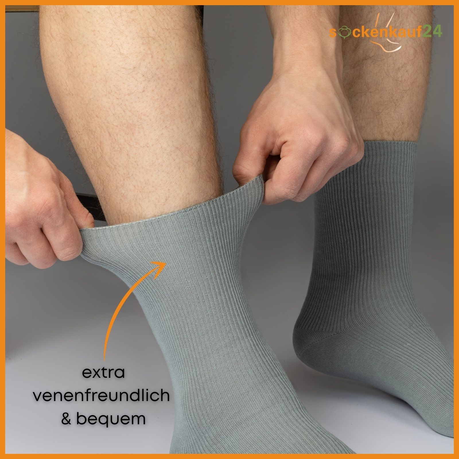 Graue Socke wird gedehnt. Extra venenfreundlich und bequem.