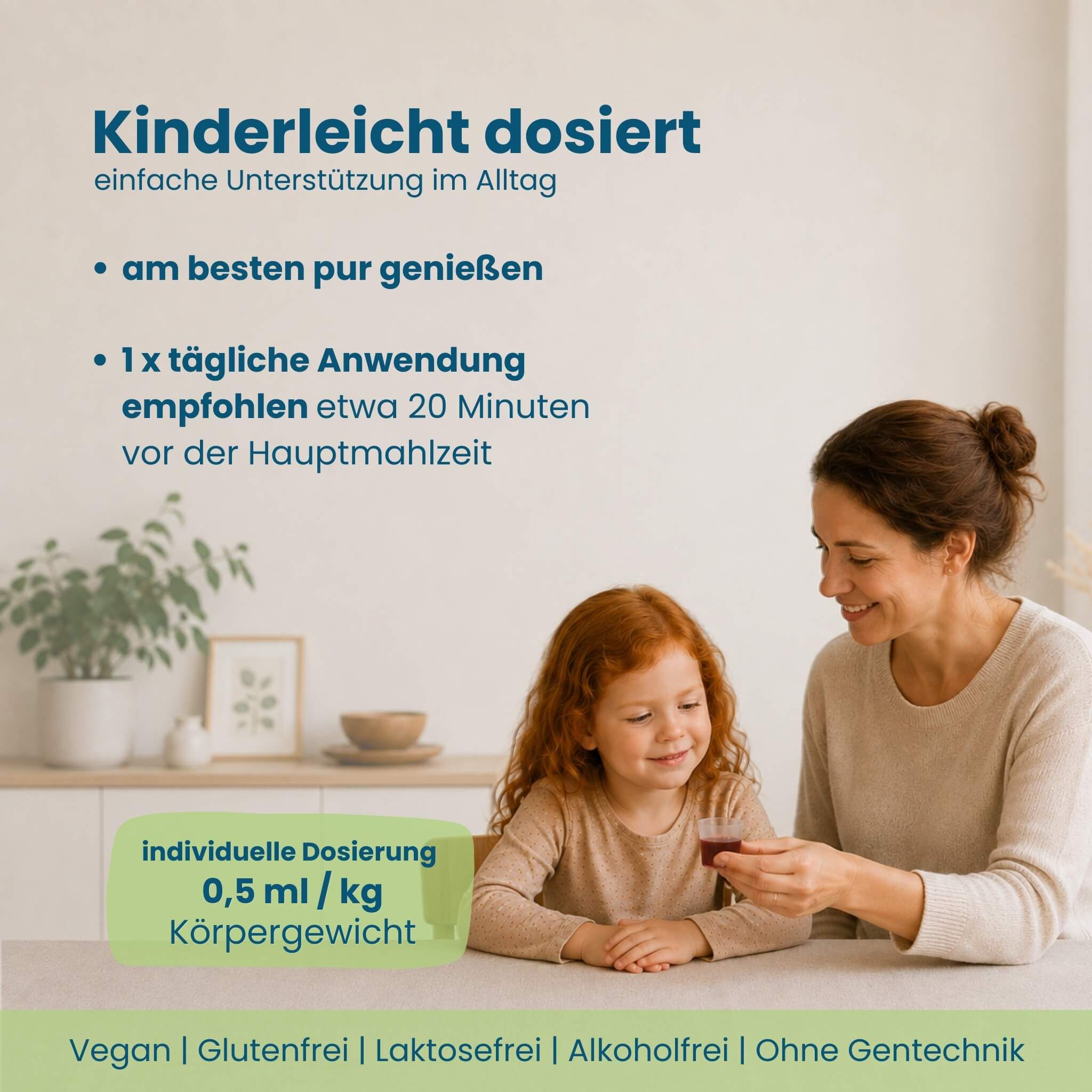 Mutter gibt Kind Kinder-Appetit-Saft, mit Dosierungsanleitung und Siegeln.